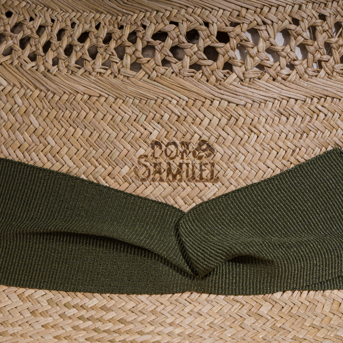 SOMBRERO GOMELINO CALADO